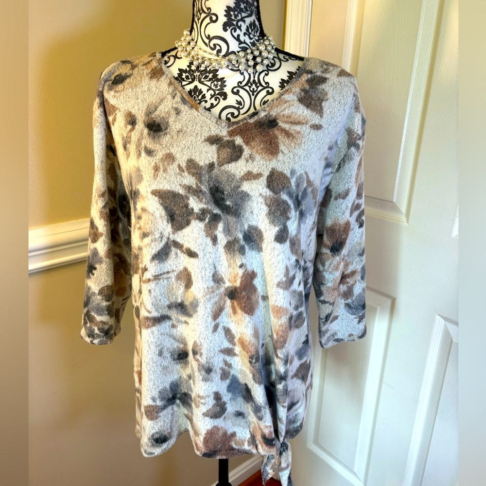*NWT* Anthropologie Dantelle Soft Floral Sweater Top Lightweight Size XL